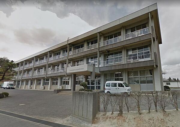 detached 福島県二本松市杉田駄子内
地図を見る