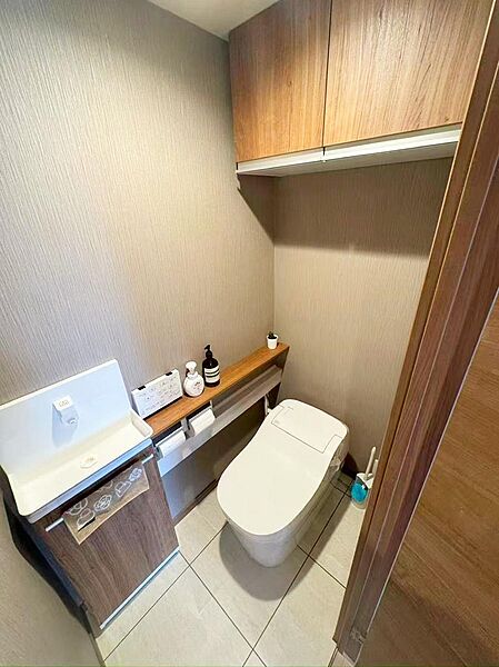 トイレを拡大表示