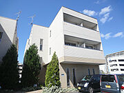 守山駅より徒歩5分 3階 築21年の賃貸物件