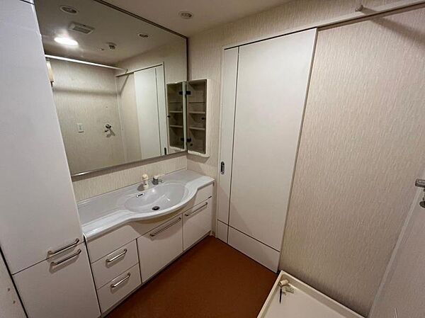 apartment 福島県福島市中町
地図を見る