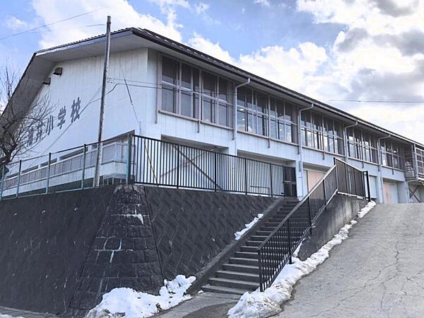 detached 福島県二本松市油井字中條
地図を見る