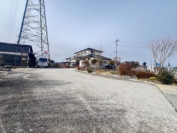 detached 福島県二本松市南トロミ
地図を見る