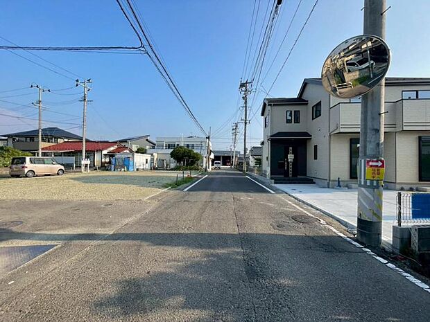 【前面道路】