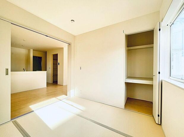 あると嬉しい♪1階の一部屋。客間、お友達やご親戚のお泊り部屋として使えます！