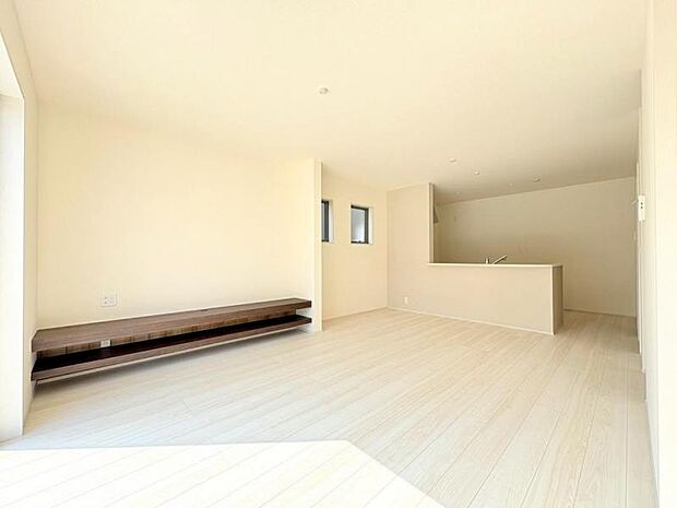 リビングは家族の顔が見え自然とコミュニケーションが生まれる空間です。