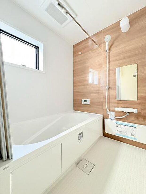 1日の疲れをしっかりと癒すゆっくりとくつろげるユニットバス。