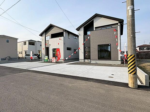 駐車場並列3台駐車可