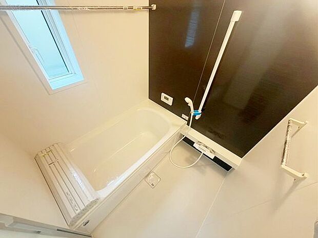 1日の疲れをしっかりと癒すゆっくりとくつろげるユニットバス。