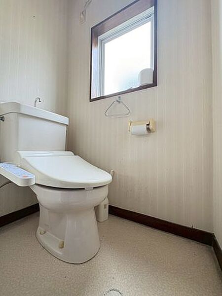 トイレは2階にもございます