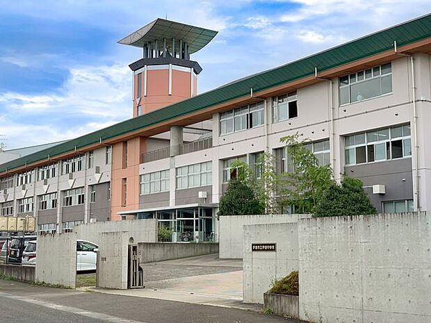 伊達市立伊達中学校 徒歩35分。 2780m