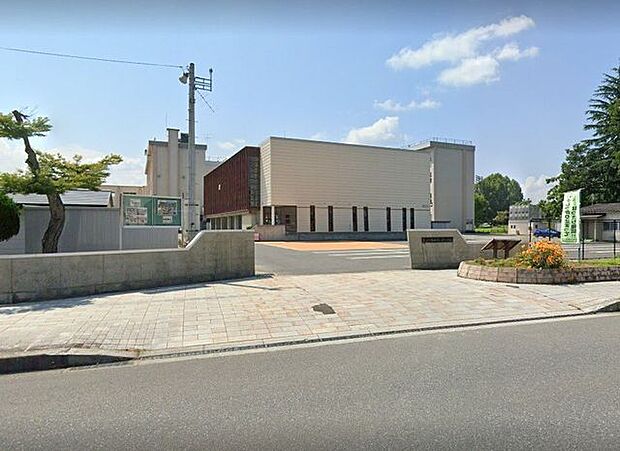 米沢市立西部小学校 徒歩15分。 1130m