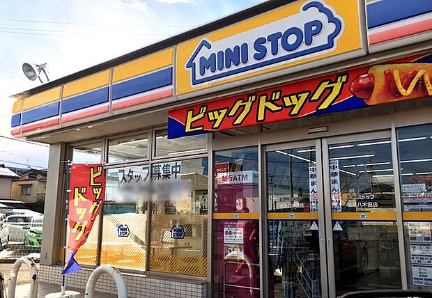 ミニストップ福島八木田店 徒歩7分。 530m