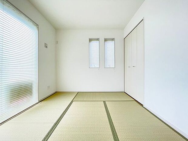 あると嬉しい♪1階の一部屋。客間、お友達やご親戚のお泊り部屋として使えます！(同仕様)