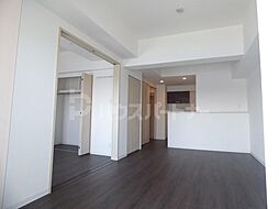 つくばエクスプレス 六町駅 徒歩6分の賃貸マンション 2階1LDKのリビング/ダイニング