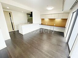 レーベンリヴァーレ　リバー・スイート 13階2LDKのリビング/ダイニング