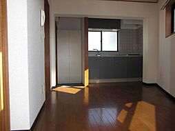 ピラ　イムラ 2階1DKのリビング/ダイニング