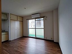 メゾン金森 2階ワンルームのリビング/ダイニング