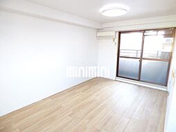 ノーボベルクール 3階1Kのリビング/ダイニング