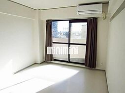 シャトーシャルム 3階1Kのリビング/ダイニング