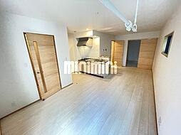 Precious庄内通 202 2階1LDKのリビング/ダイニング