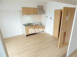 アーバンドエル庄内通 2階1DKのリビング/ダイニング