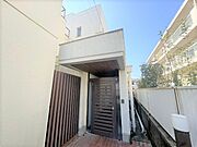 一社駅より徒歩19分 築48年4ヶ月 3階建の賃貸物件