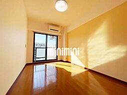 シャンボール石川 2階1Kのリビング/ダイニング