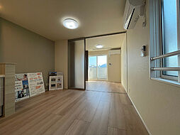 グレイス 302 3階1LDKのリビング/ダイニング