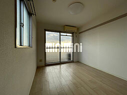 アビテ新守山 4階1Kのリビング/ダイニング