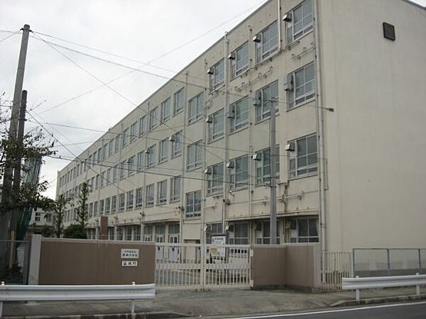 画像23:小学校「名古屋市立平田小学校まで1021m」