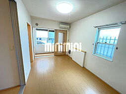 アロッジオセレノ 102 1階1LDKのリビング/ダイニング