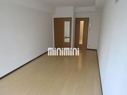 ラッフルズ東山 1階1Kのリビング/ダイニング