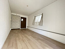 ドミール本山 2階1Kのリビング/ダイニング