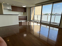 プライムメゾン富士見台 4階3LDKのリビング/ダイニング