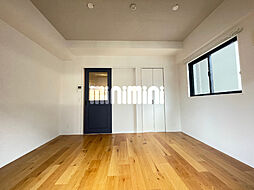 ＵＮＲＯＯＭ 7階1Kのリビング/ダイニング