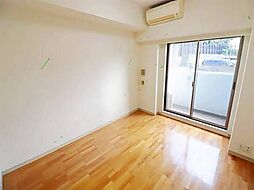 アーデン春岡 208 2階1Kのリビング/ダイニング