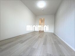 郷前町2丁目マンション 110 1階1Kのリビング/ダイニング