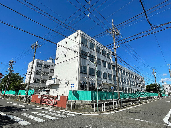 画像25:小学校「名古屋市立春田小学校まで491m」