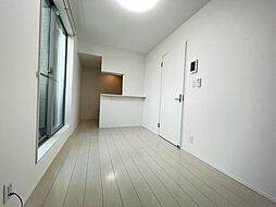 CRASTINE烏森町8丁目 2階1LDKのリビング/ダイニング