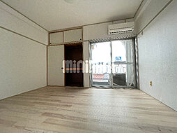 黒部ビル 4階1Kのリビング/ダイニング