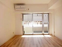 ＭＴなごの1001 3階1DKのリビング/ダイニング