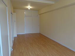 ランドスクエア本陣 1階1DKのリビング/ダイニング