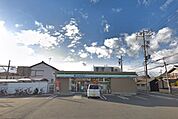 コンビニ「ファミリーマート七宝駅前店まで430m」