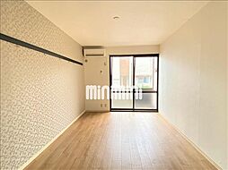 メイプル長戸 1階1Kのリビング/ダイニング