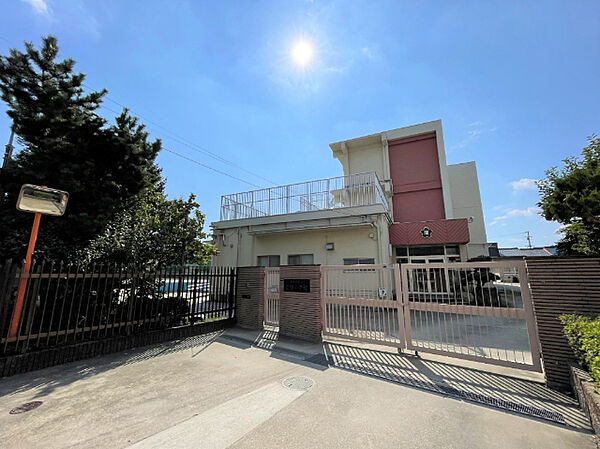 画像18:小学校「名古屋市立広路小学校まで390m」