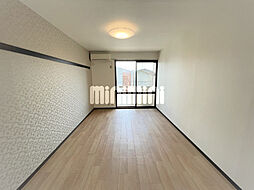 メイプル長戸 2階1Kのリビング/ダイニング