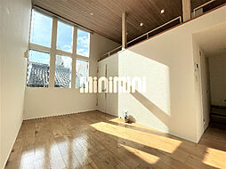 コレクション御器所 1階1LDKのリビング/ダイニング