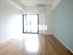 ウルフィエスタ桜山 2階1Kのリビング/ダイニング