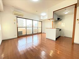 セントラルコート千代田 8階1LDKのリビング/ダイニング