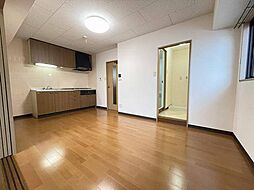 ゴールドハイツ渡辺 8階1LDKのリビング/ダイニング